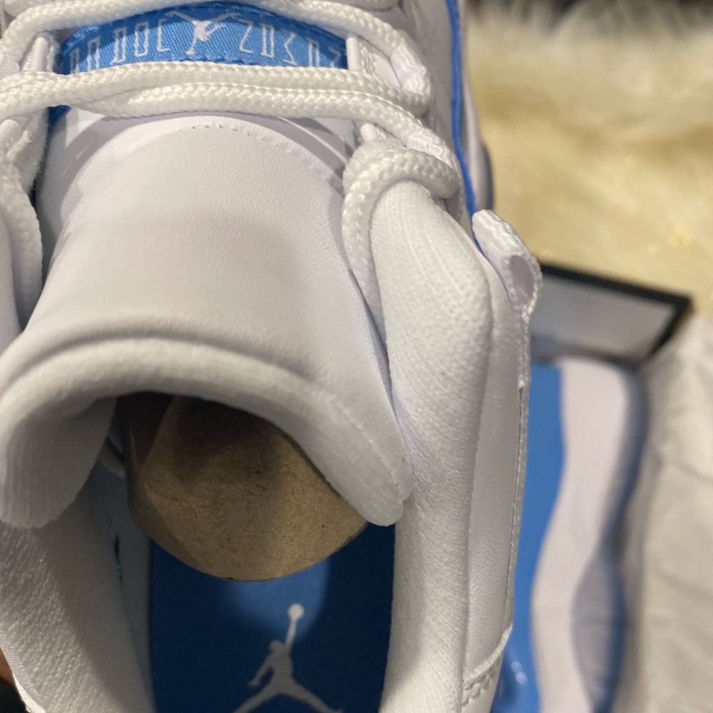 NIKE AIR JORDAN RETRO 11 LOW